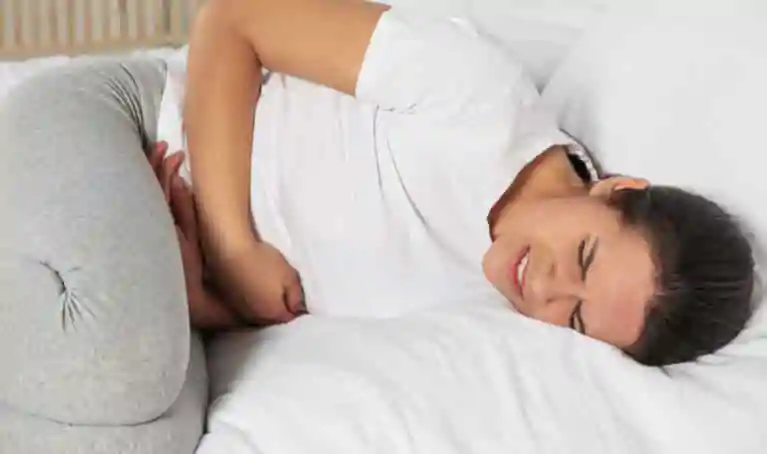 How to Sleep With a UTI